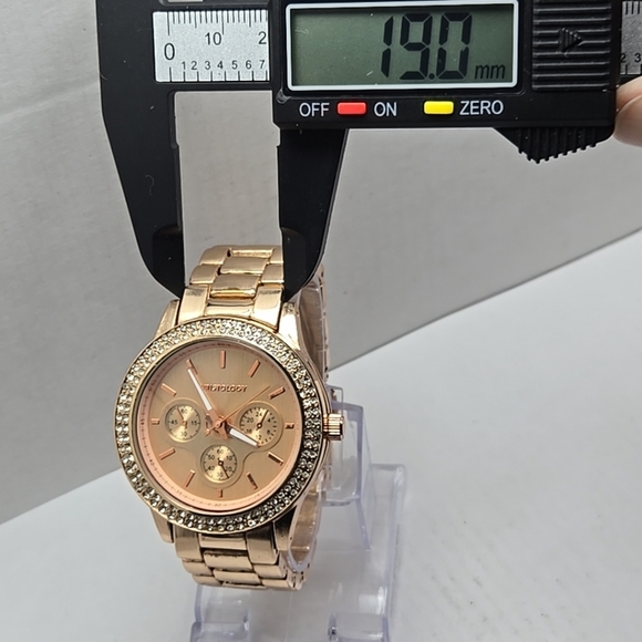 Womens Wristology Rose Gold Faux Chronograph Watch Crystals New Battery - Picture 5 of 10